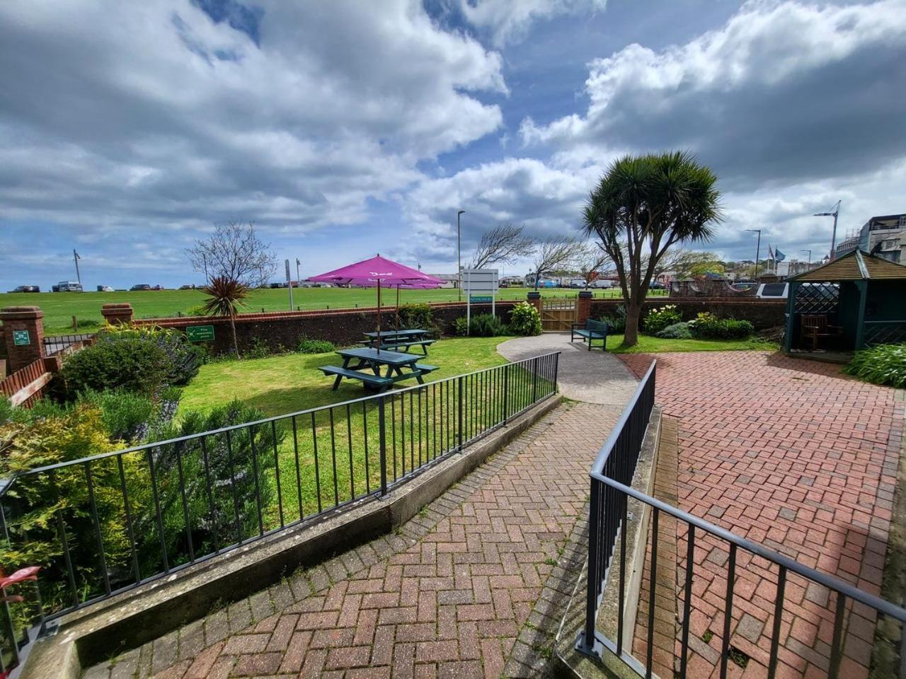 Beach Hotel Torbay B&B Paignton Esterno foto